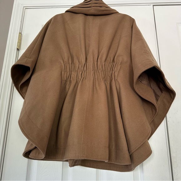 Rewind Cape Coat | Women’s Size M | Brown - Picture 5 of 12